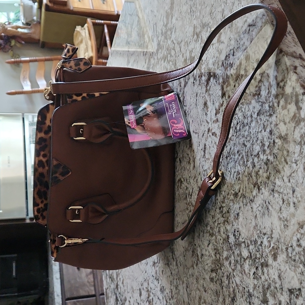 Bulldog BDP-020 Satchel Series Concealed Carry Purse With Holster New With Tags